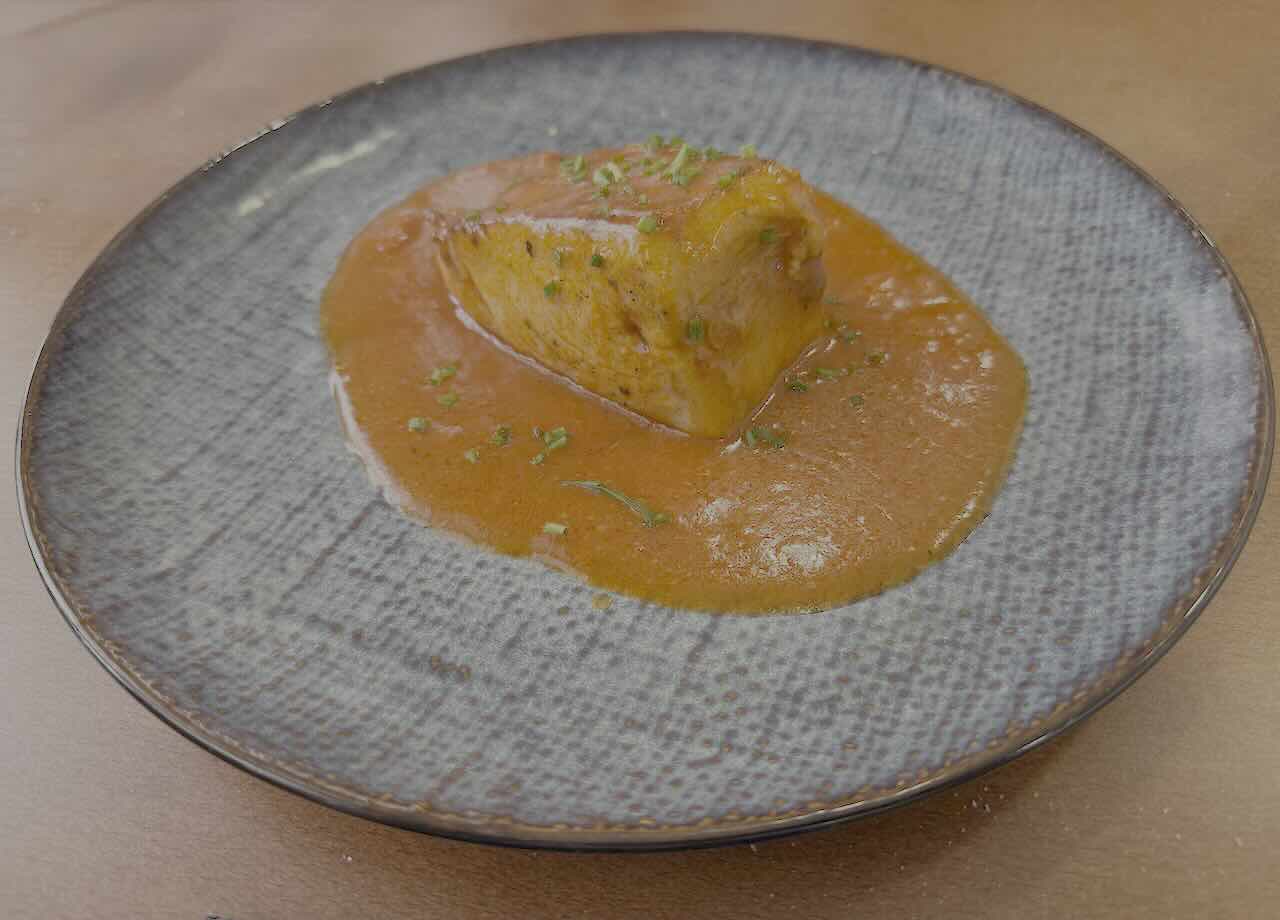 El Chef del Bonito San Miguel de Meruelo Cantabria - Bonito en salsa de tomate picante