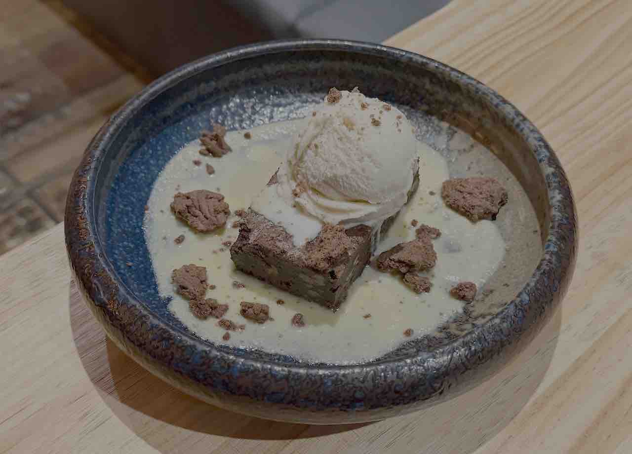 Brownie de Bokoto Japanese Sushi Club en la calle Portales de Logroño, restaurante japonés contemporáneo