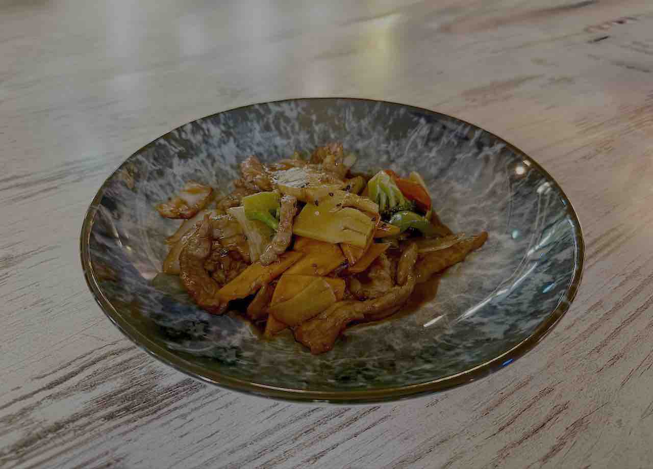 Ternera en salsa de ostras de Utopía 8090 en Santa Cruz de Tenerife