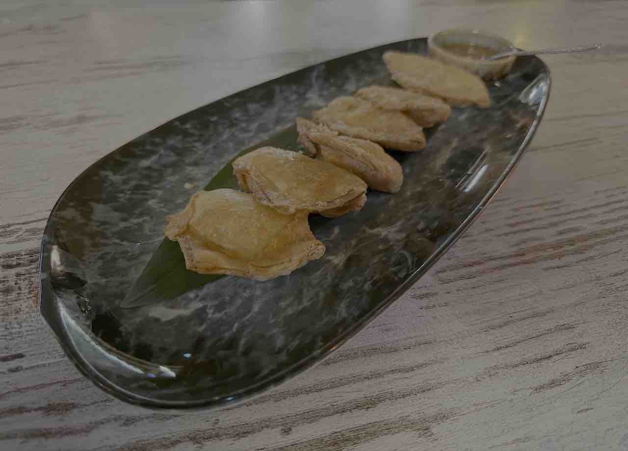 Wan Ton de queso y cangrejo de Utopía 8090 en Santa Cruz de Tenerife