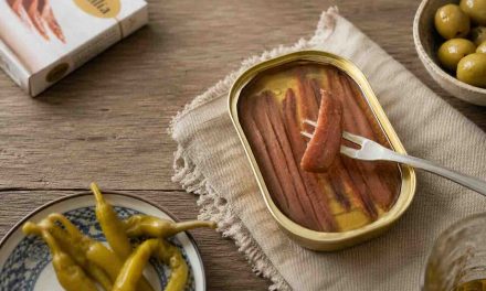 Conservas Emilia, el pulso artesanal de la anchoa de Santoña