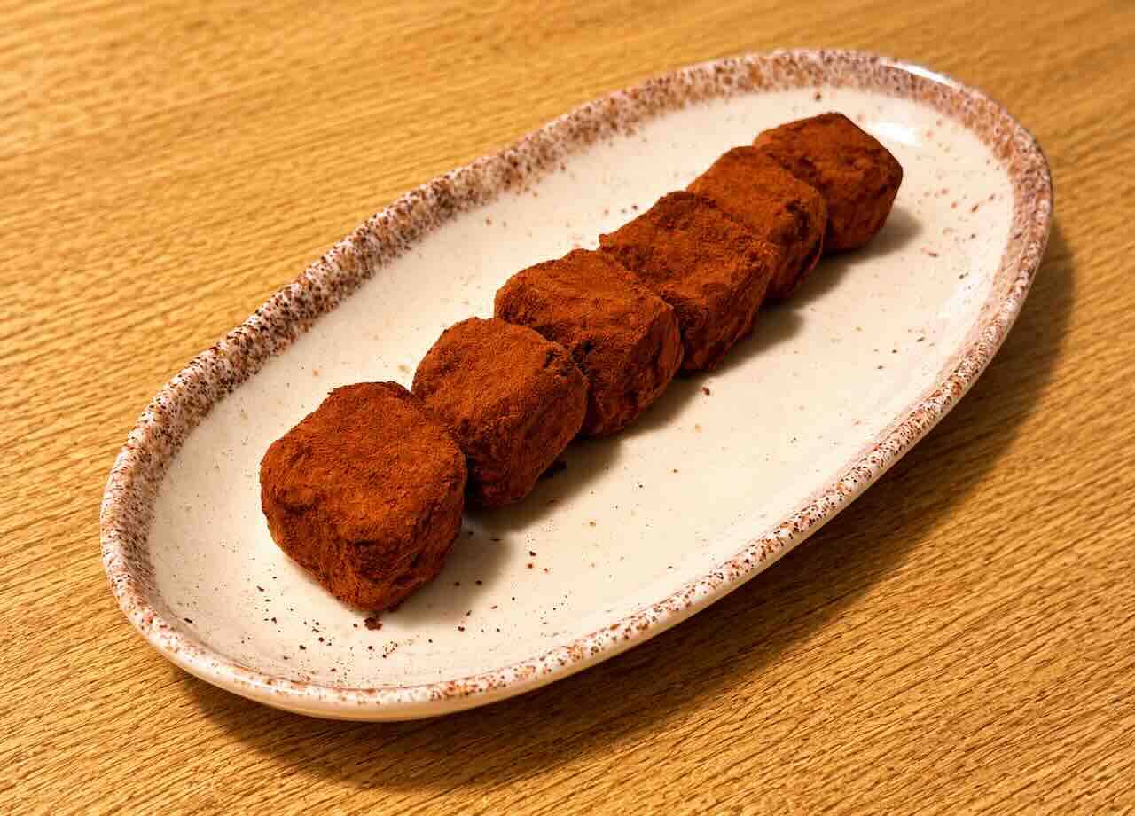 Trufas de chocolate con cardamomo y azafrán de La Mano de Fátima en Santander