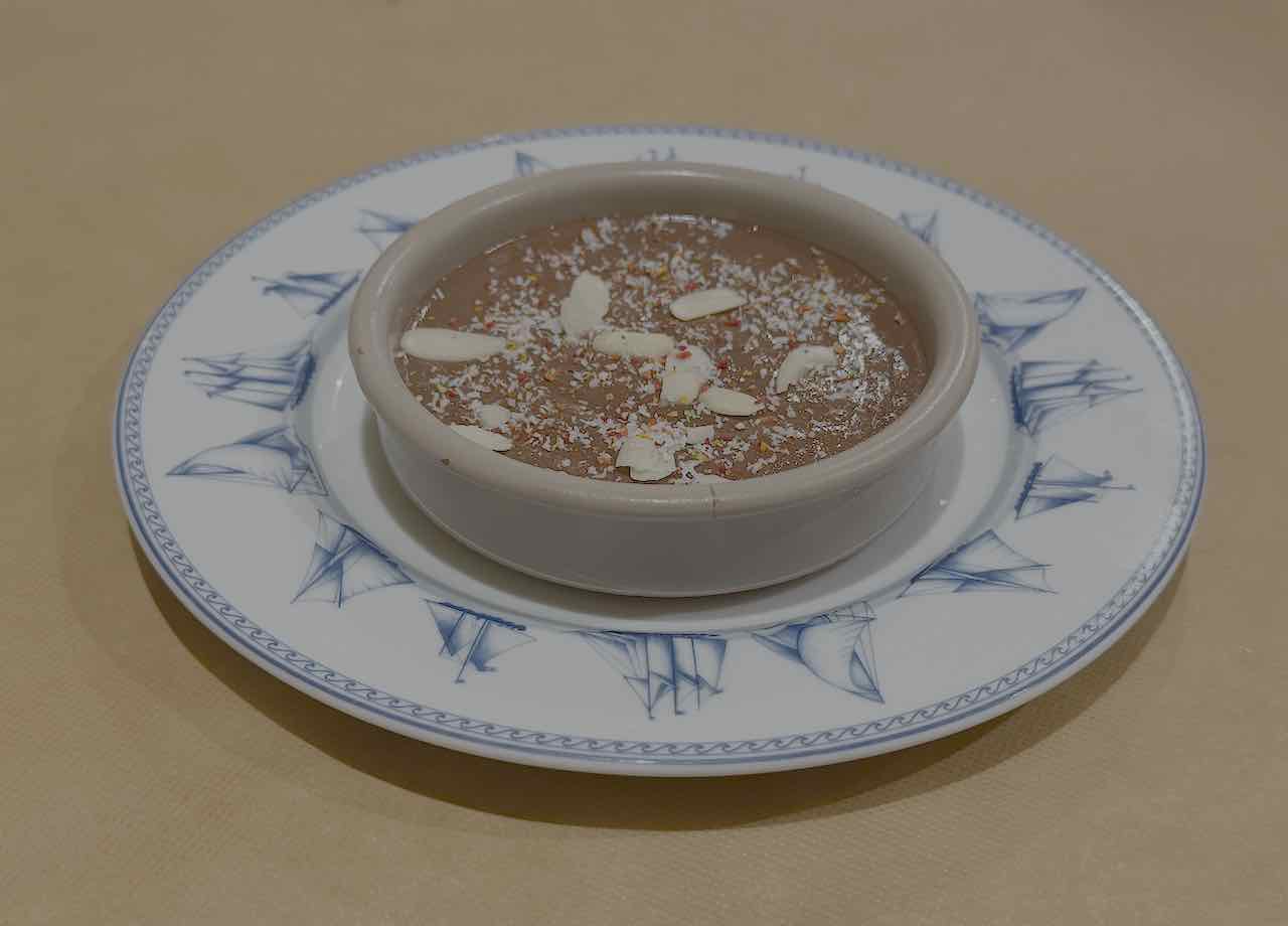 Mousse india de chocolate almendra y coco Taj Mahal Santander