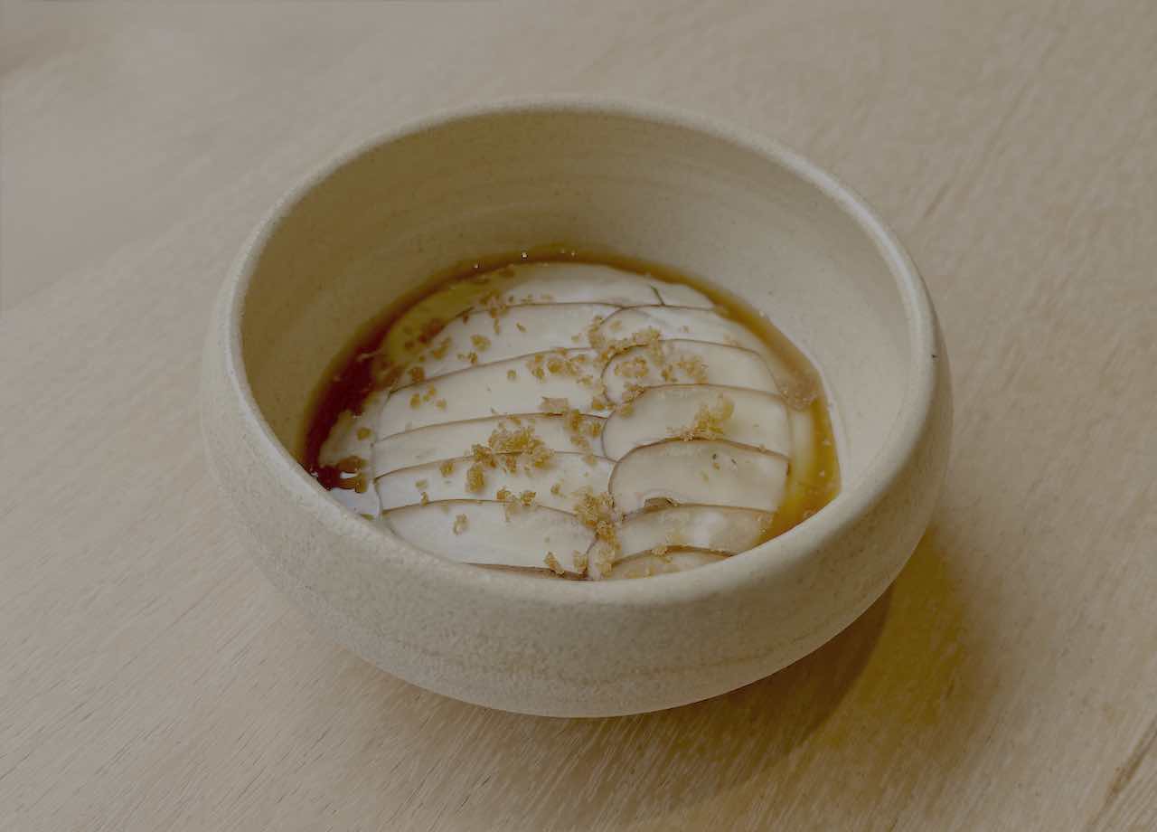RUDA Villacarriedo shiitake con bechamel ahumada y demi-glace