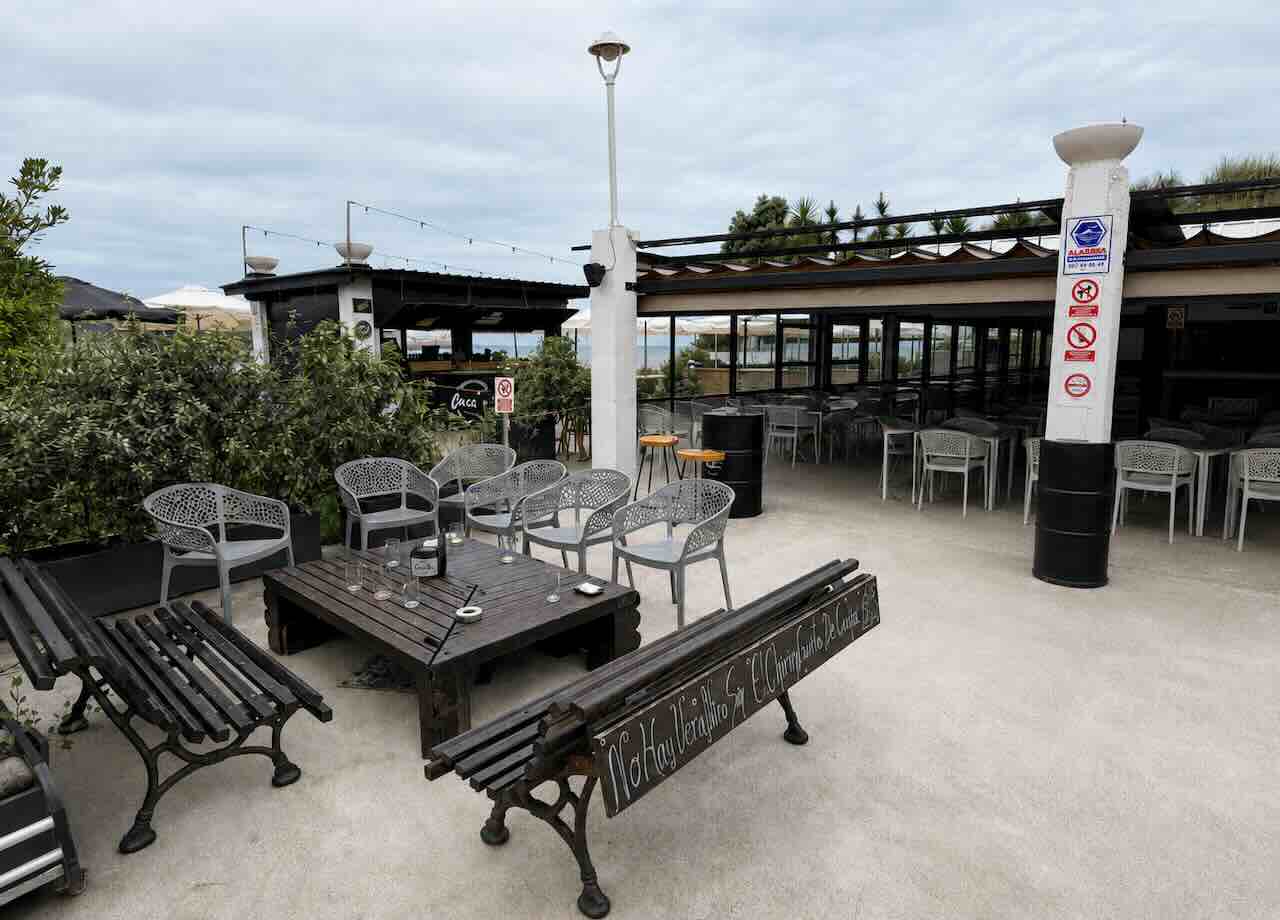 Terraza exterior El Chiringuito de Cuchía