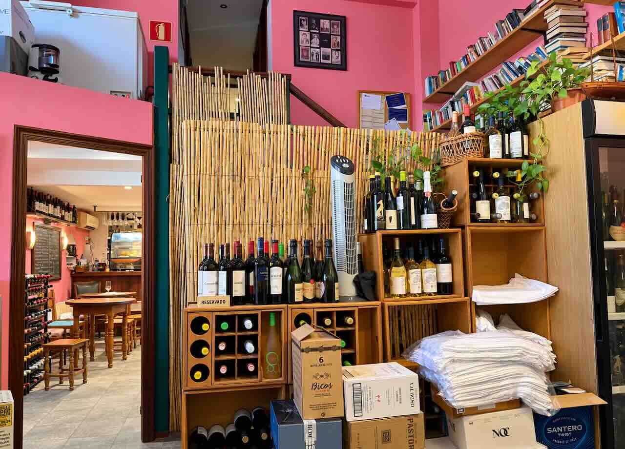 bodega restaurante Melly Somo