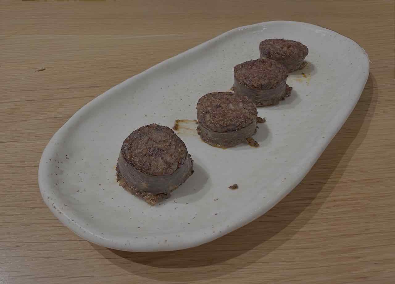 Morcilla de Cigales asada de Bodega Cigaleña en Santander