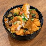 UMAMI en Somo: una cocina mestiza entre el sushi y el curry