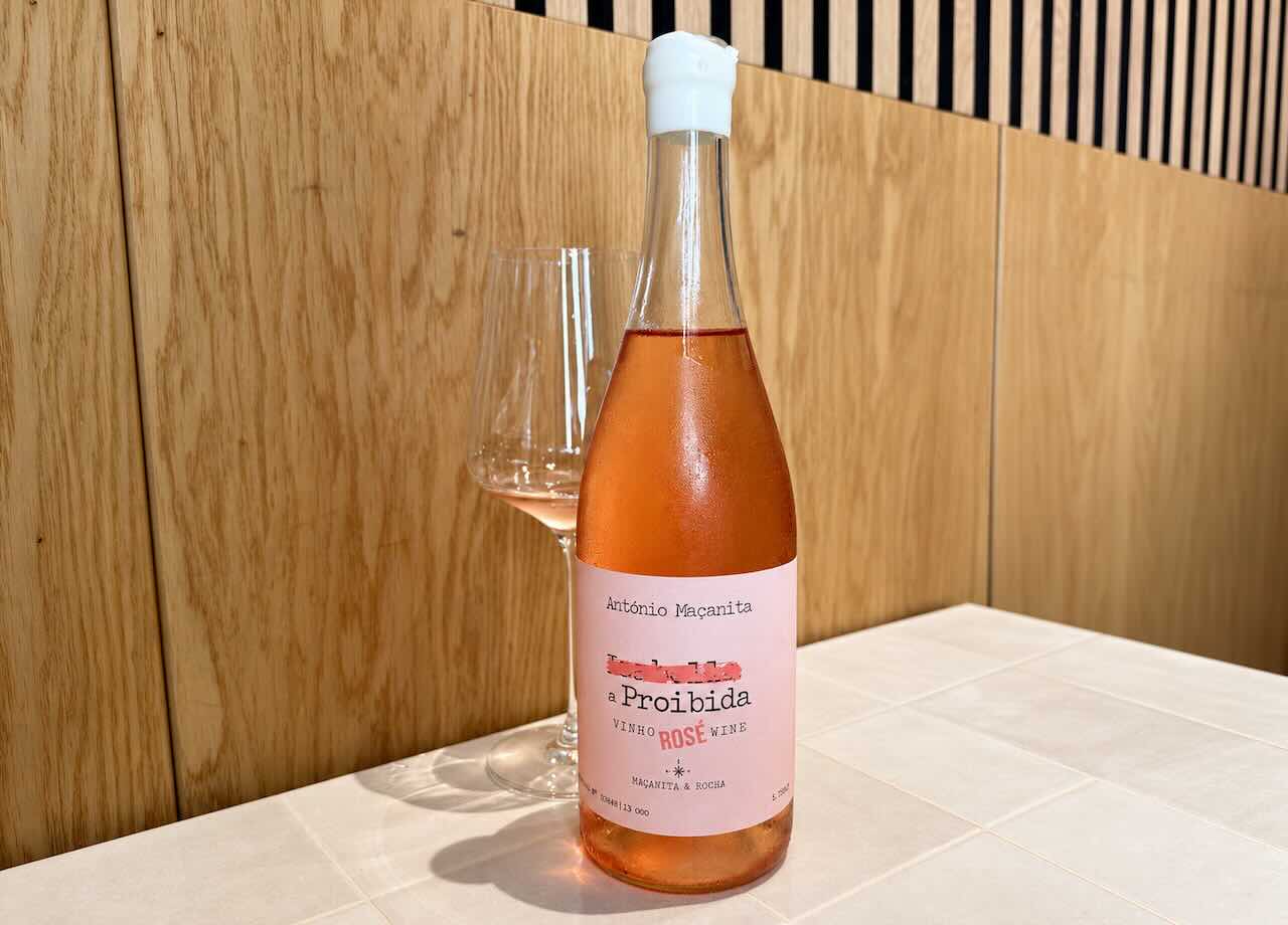 Vino rosado A Proibida de António Maçanita en La Taberna de Halma